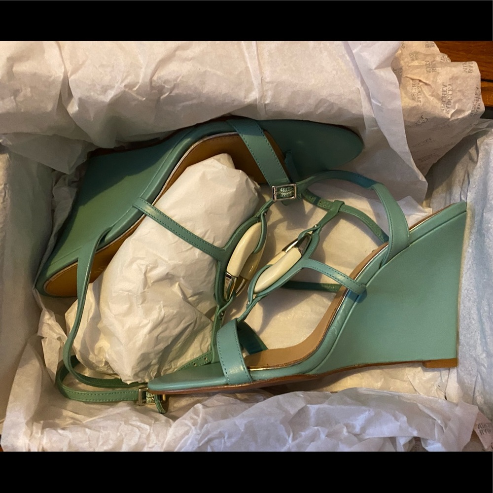 Badgley Mischka Amelia